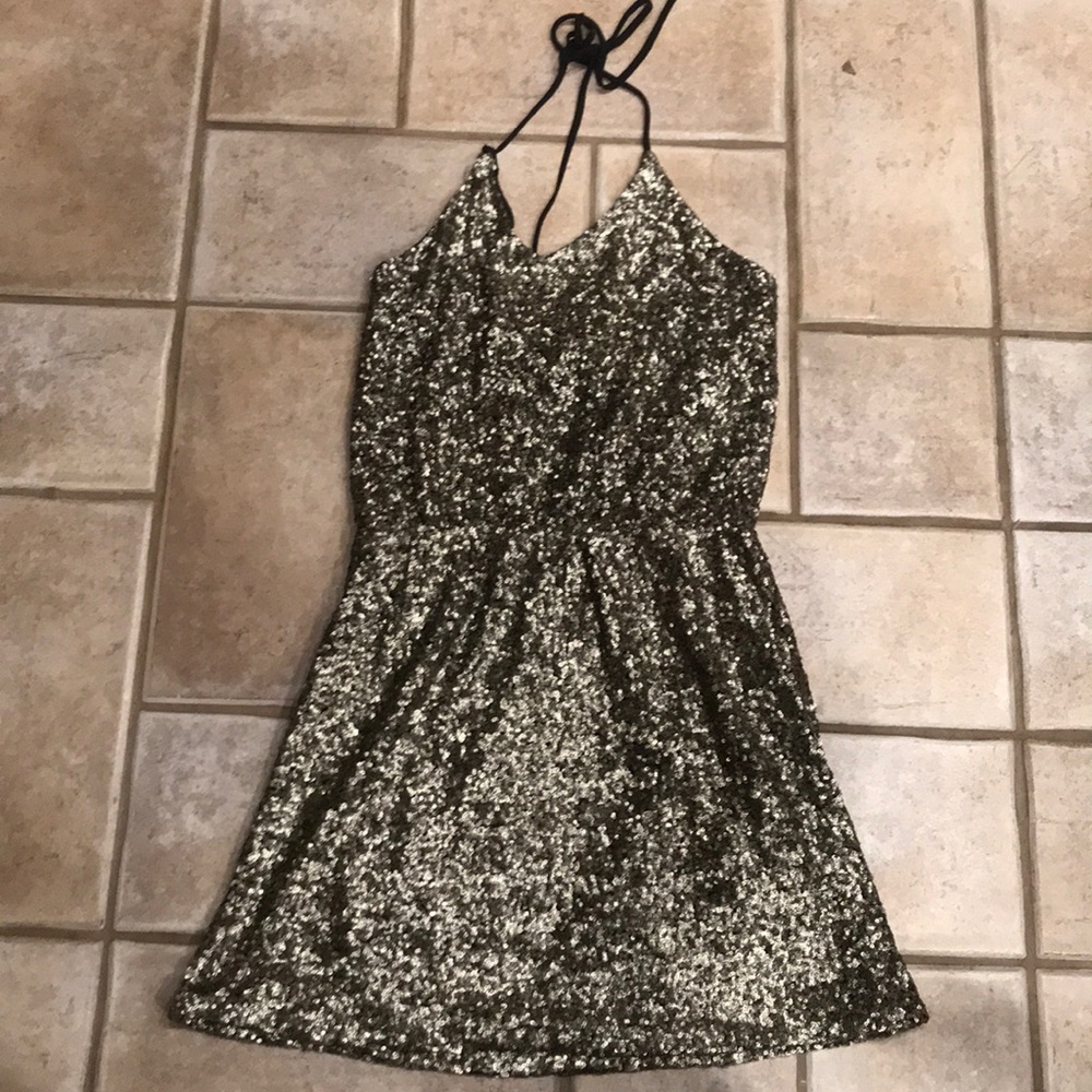 Francesca’s gold sequined dress